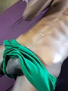 Snapshot of TheeOne07 chatting on 6, 10, 2025 TheeOne07 online show from 6, 10, 2025