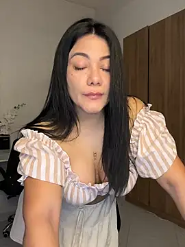 Abril10  online show from 10, 3, 2025