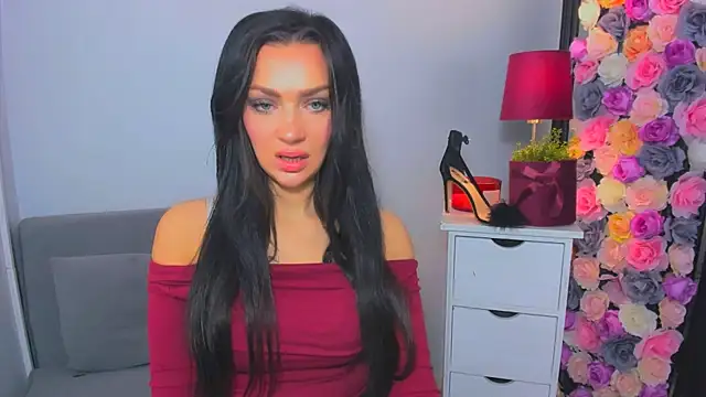 OliviaFantasy online show from 8, 11, 2025