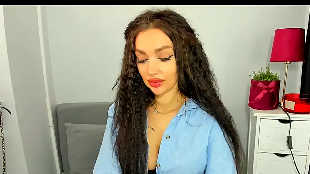 OliviaFantasy online show from 9, 3, 2026