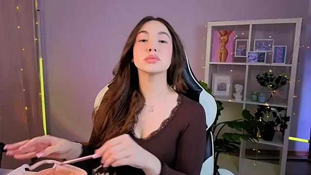 MelissaLovvv online show from 25, 3, 2026