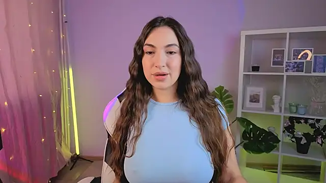 Snapshot of MelissaLovvv chatting on 12, 7, 2026 MelissaLovvv online show from 12, 7, 2026