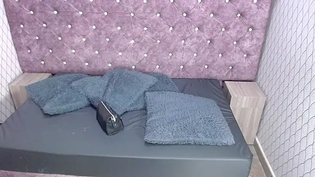 VALENTINA3x online show from 21, 12, 2025