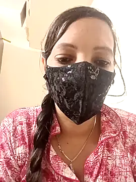 Snapshot of Sahana_Telugu_Girl chatting on 18, 12, 2024 Sahana Telugu Girl online show from 18, 12, 2024