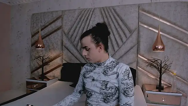 JustinePerry online show from 7, 3, 2026