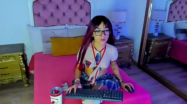 Candy5Girl online show from 6, 3, 2025