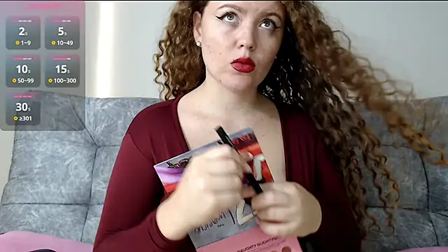 Snapshot of Mia_fooxx_ chatting on 5, 2, 2025 Mia fooxx online show from 5, 2, 2025