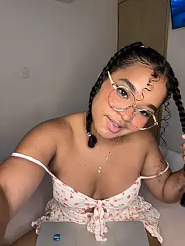 Lucy wilson5 online show from 26, 1, 2025