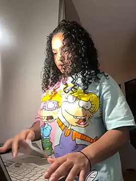 Lucy wilson5 online show from 4, 2, 2025