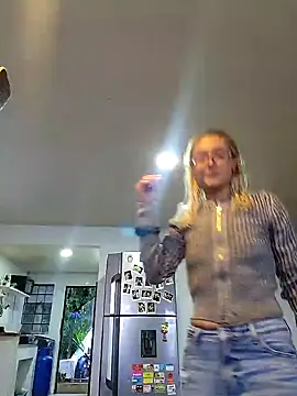 Snapshot of 911Calling chatting on 16, 12, 2024 911Calling online show from 16, 12, 2024