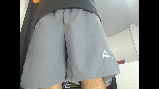 Snapshot of Dexter-T chatting on 1, 10, 2025 Dexter-T online show from 1, 10, 2025