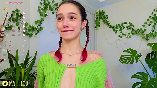 Snapshot of MyLou_ chatting on 1, 12, 2024 MyLou online show from 1, 12, 2024