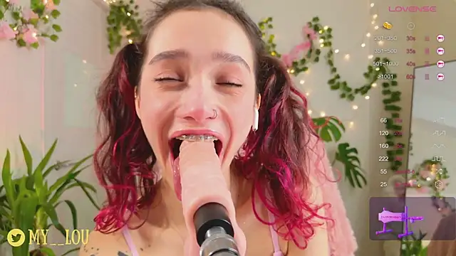 Snapshot of MyLou_ chatting on 27, 1, 2025 MyLou online show from 27, 1, 2025