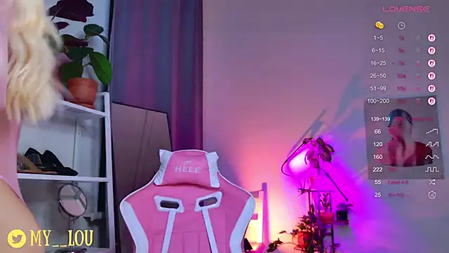 Snapshot of MyLou_ chatting on 4, 11, 2025 MyLou online show from 4, 11, 2025