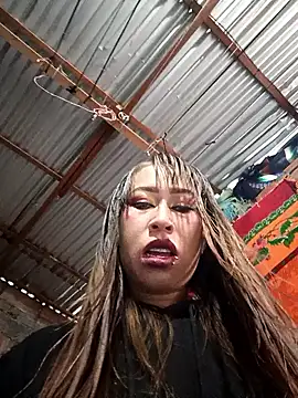 samy-blonde online show from 7, 4, 2026