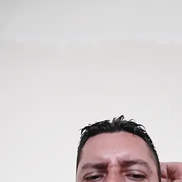 Snapshot of Hlanduro chatting on 11, 11, 2025 Hlanduro online show from 11, 11, 2025