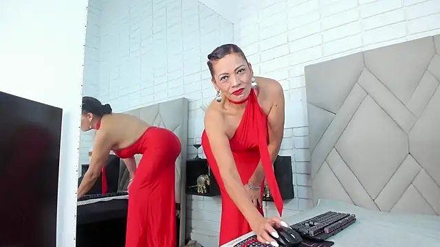 Kasandra Gomez online show from 19, 11, 2025