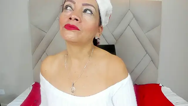 Kasandra Gomez online show from 4, 12, 2025