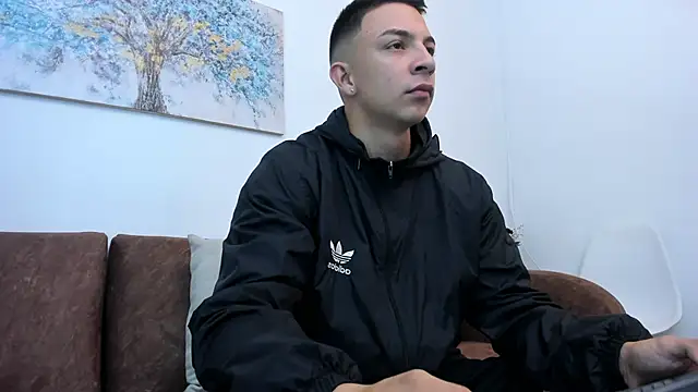 Samuel Up online show from 5, 2, 2025