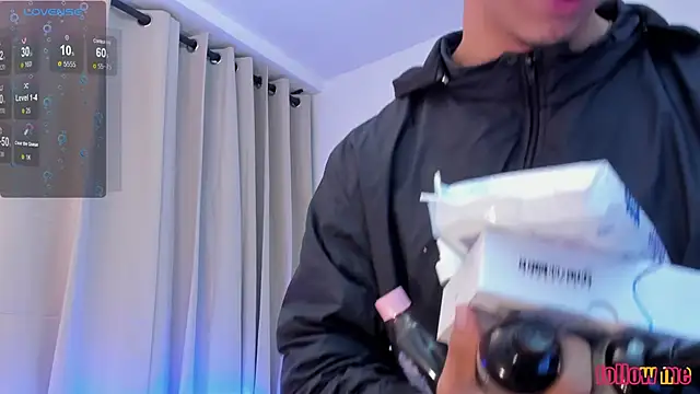 Samuel Up online show from 23, 11, 2025