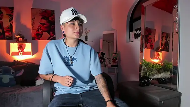 ZuryRamirez  online show from 27, 11, 2025