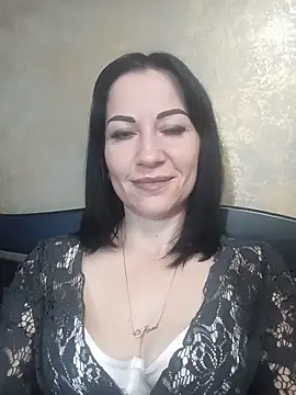 Snapshot of FireLily332 chatting on 8, 1, 2025 FireLily332 online show from 8, 1, 2025