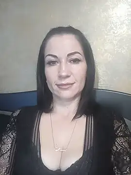 Snapshot of FireLily332 chatting on 9, 1, 2025 FireLily332 online show from 9, 1, 2025