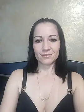 Snapshot of FireLily332 chatting on 14, 1, 2025 FireLily332 online show from 14, 1, 2025