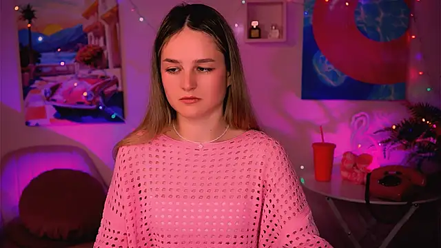 Snapshot of DeboraLarson chatting on 2, 1, 2025 DeboraLarson online show from 2, 1, 2025