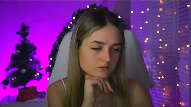 DeboraLarson online show from 16, 12, 2025