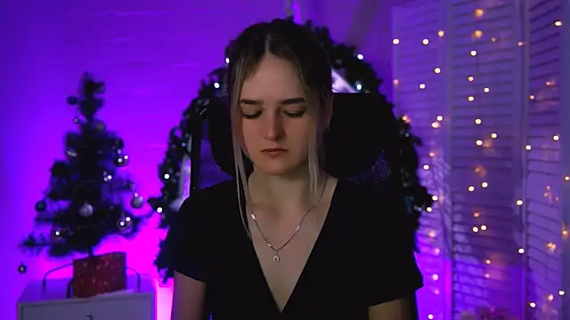 DeboraLarson online show from 23, 12, 2025