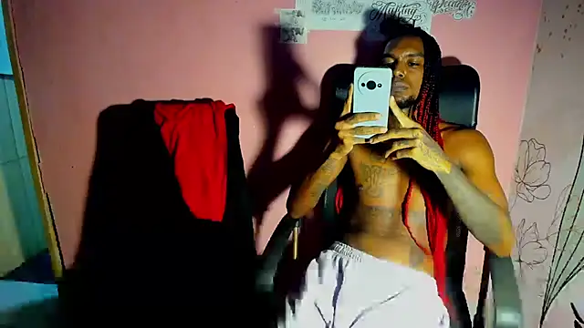 bigblackhotx1 online show from 11, 4, 2026