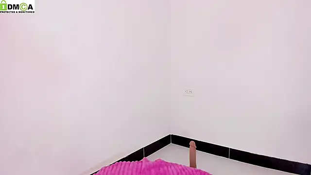 Snapshot of baby_alee chatting on 12, 10, 2025 baby alee online show from 12, 10, 2025