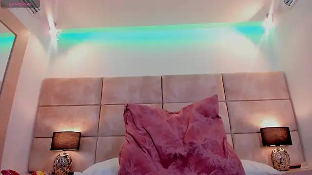 Snapshot of Eevee_Taylor chatting on 23, 1, 2025 Eevee Taylor online show from 23, 1, 2025