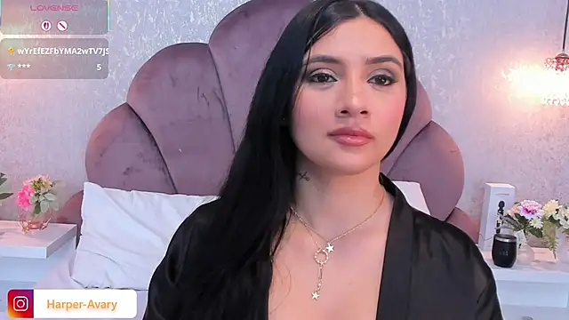 Harper-Avary online show from 4, 3, 2025