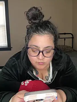 Snapshot of tillymarie34 chatting on 23, 11, 2025 tillymarie34 online show from 23, 11, 2025