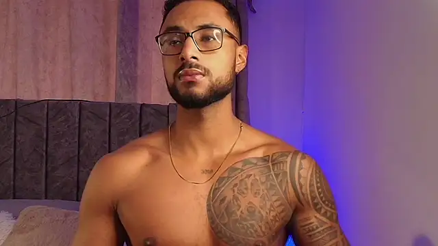 LiamGarcia1 online show from 12, 2, 2025