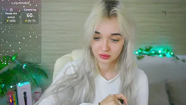 Ashley S online show from 12, 3, 2025