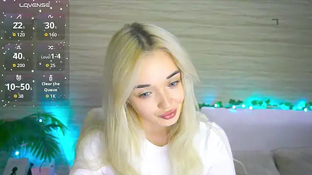 Ashley S online show from 19, 9, 2025