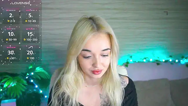 Ashley S online show from 14, 10, 2025