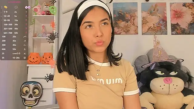 Snapshot of pretty-millie chatting on 7, 10, 2025 pretty-millie online show from 7, 10, 2025