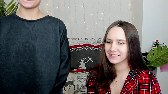 HotCaramellsTV online show from 4, 1, 2025