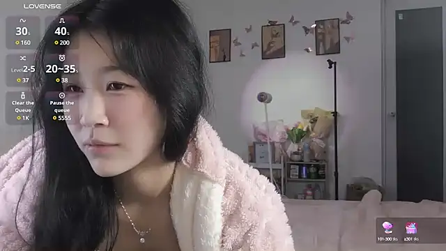 Luminous163 online show from 30, 1, 2025