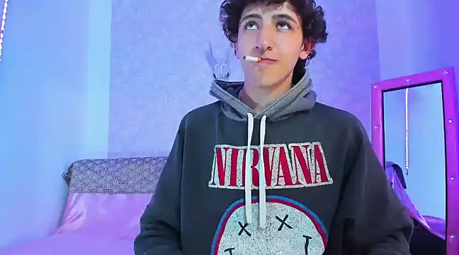 Kerverr  online show from 7, 3, 2025