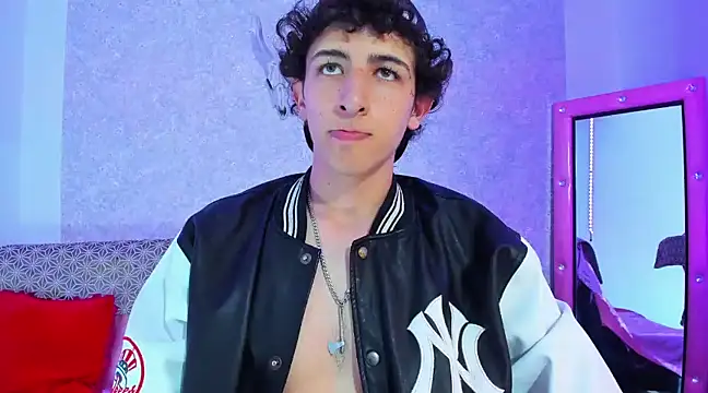 Kerverr  online show from 12, 3, 2025