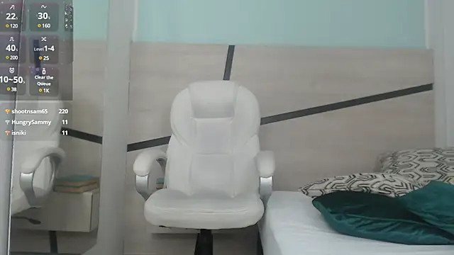 Snapshot of sussy_leon chatting on 24, 2, 2025 sussy leon online show from 24, 2, 2025