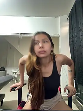 Im sophia1 online show from 4, 3, 2025