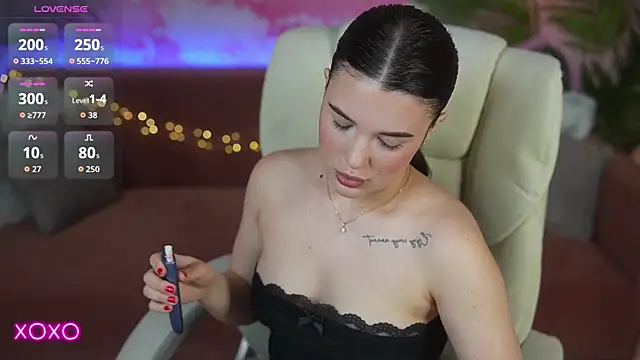 YourLolaBunny online show from 16, 5, 2026