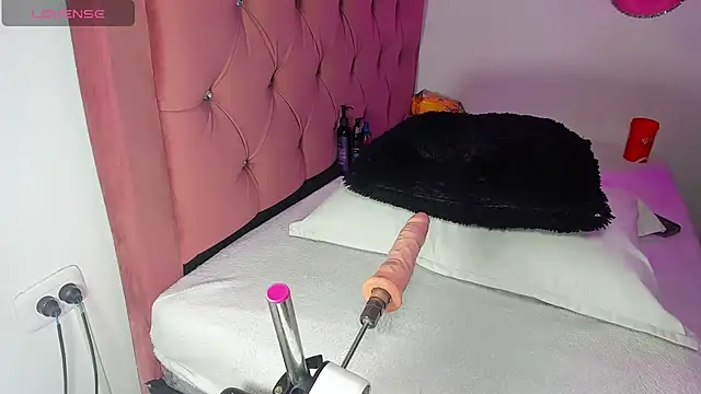 Snapshot of kyliestteel chatting on 27, 1, 2025 kyliestteel online show from 27, 1, 2025