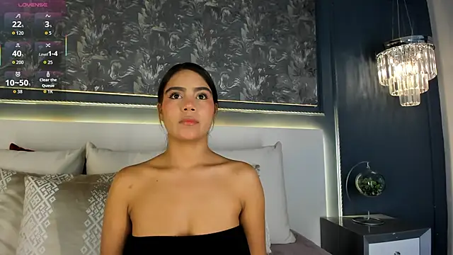 Snapshot of IvyEllis chatting on 21, 10, 2025 IvyEllis online show from 21, 10, 2025